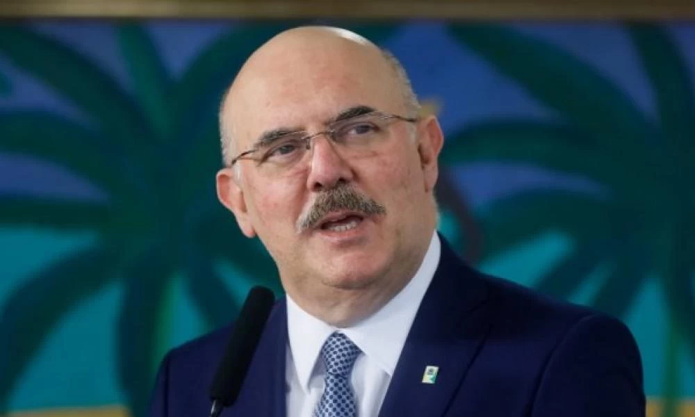 Βραζιλιάνος υπουργός Παιδείας: Οι άθεοι νέοι είναι... υπαρξιακά ζόμπι!